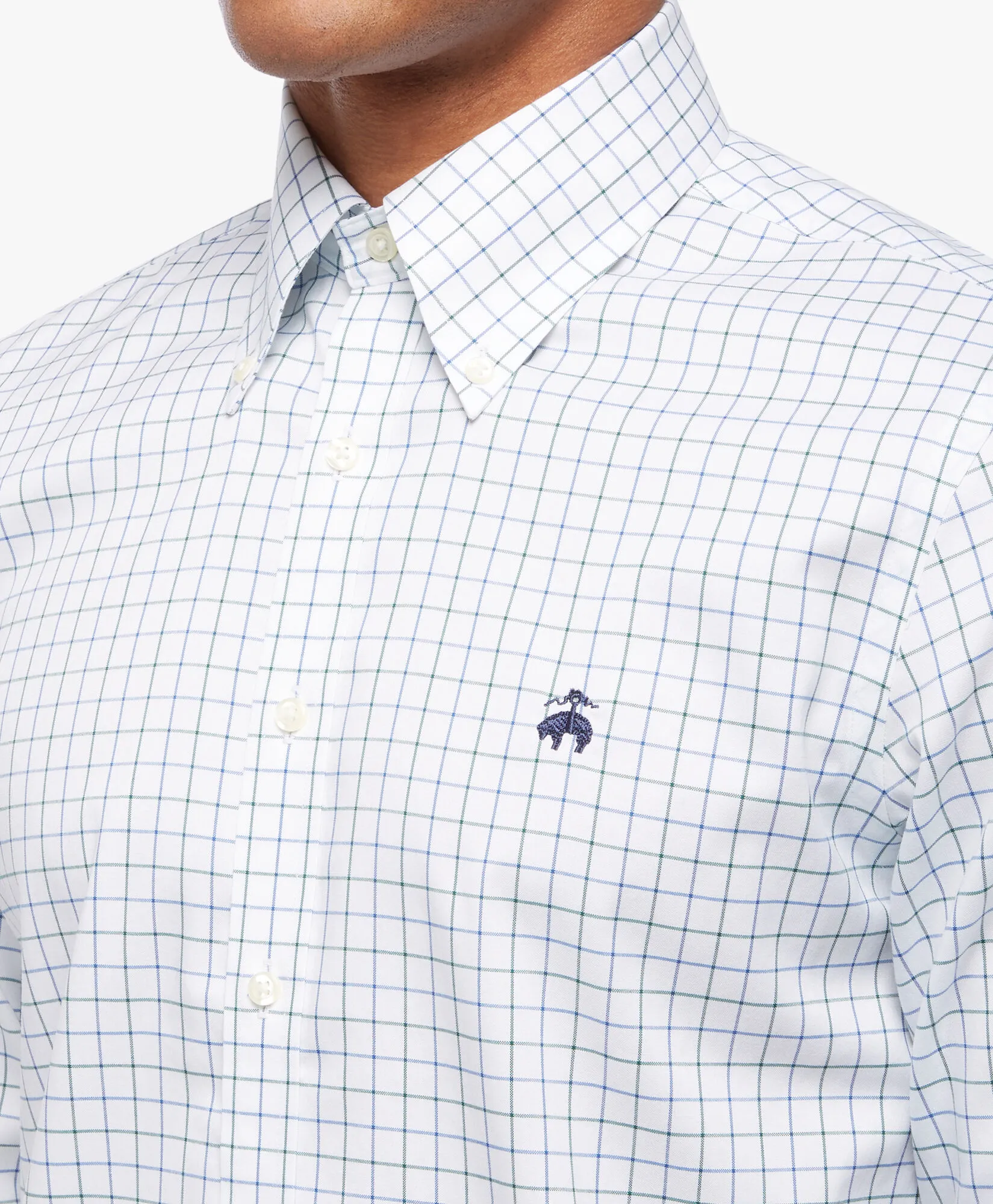Camisa verde slim fit non-iron de algodón elástico con cuello button down