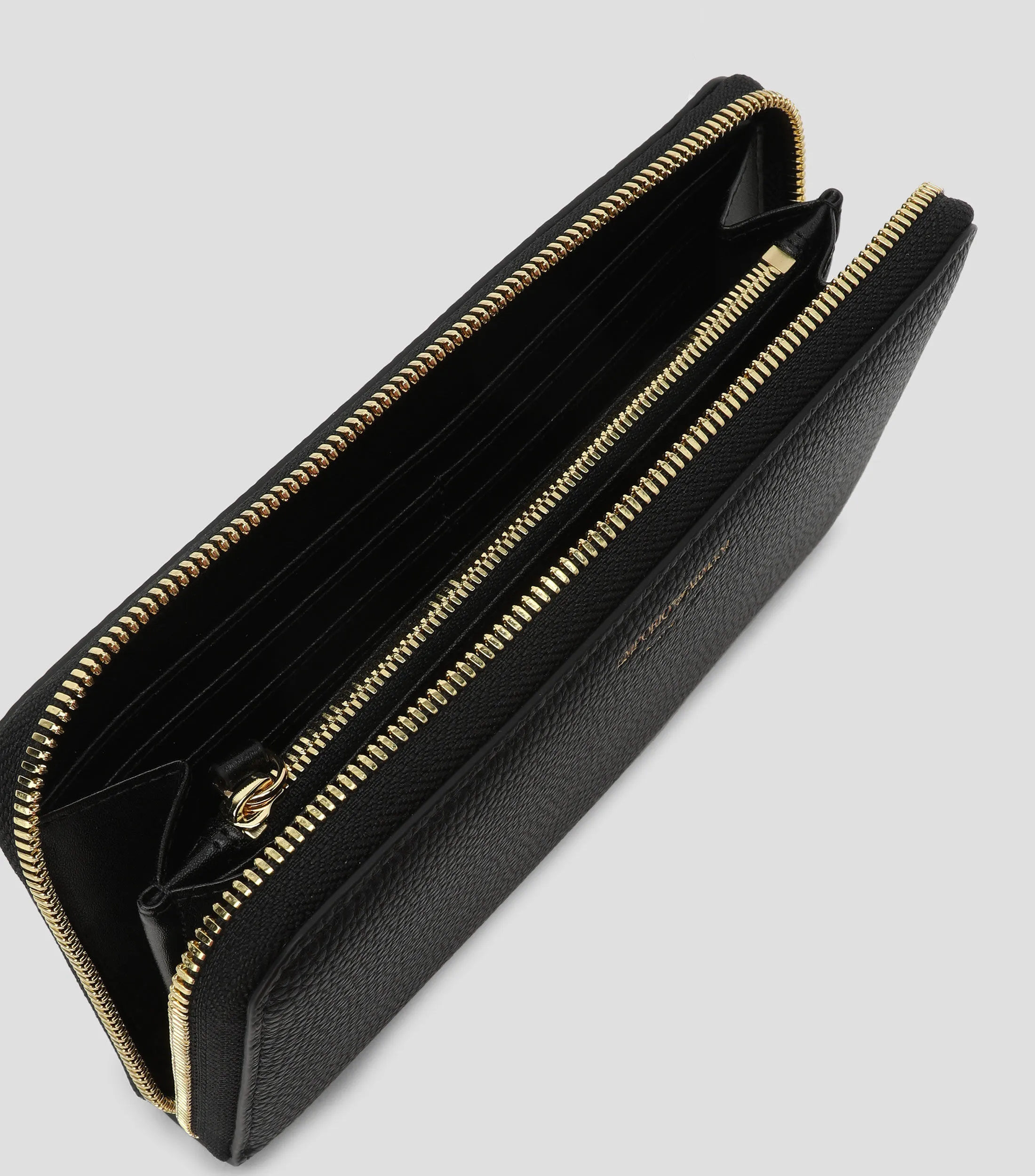 Emporio Armani Cartera lisa negra Mujer