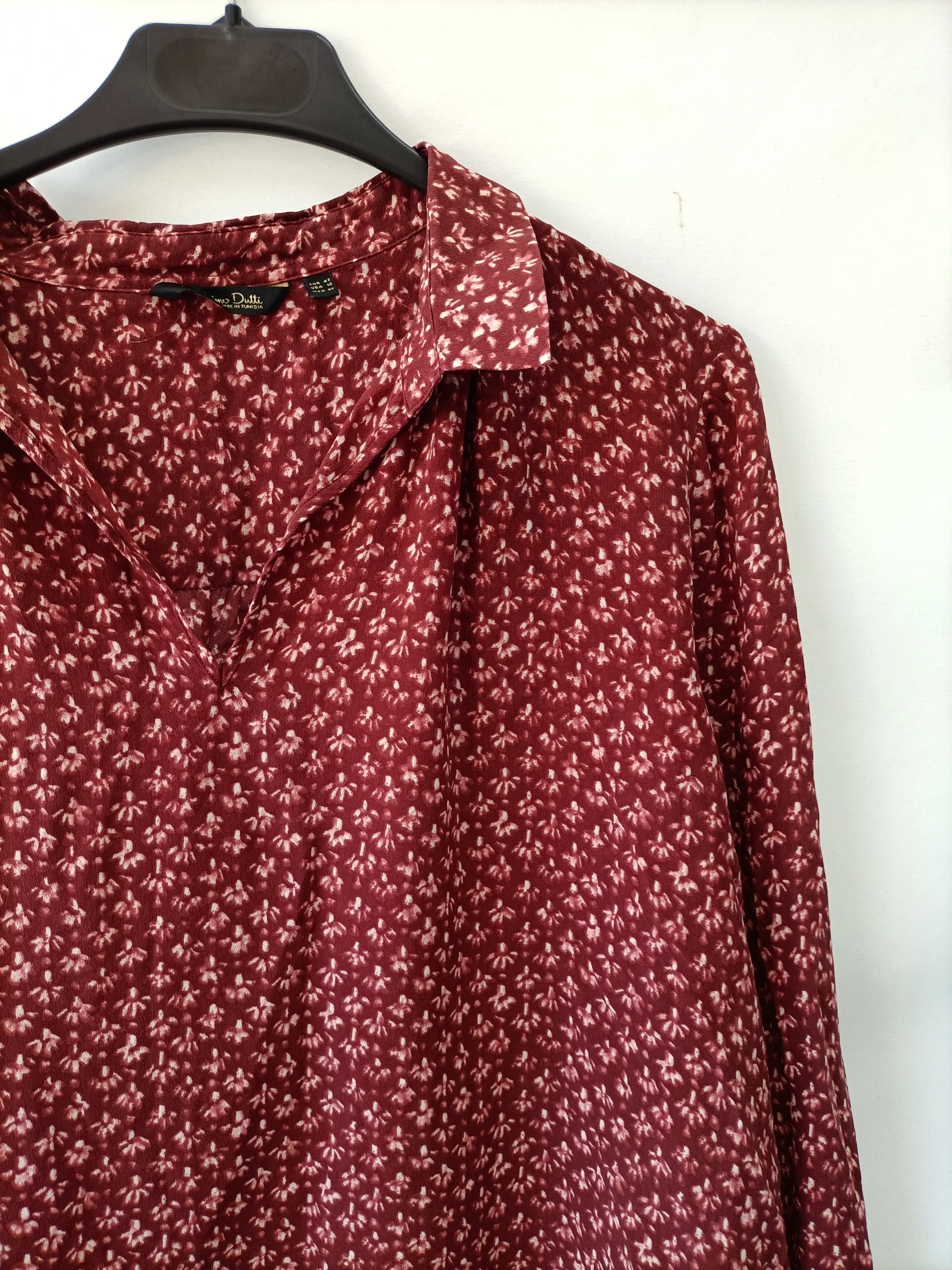 MASSIMO DUTTI.Blusa burdeos T.42