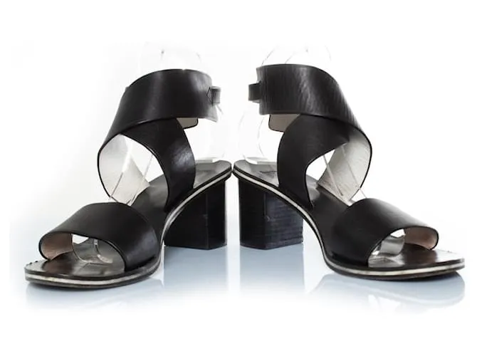 Paul Smith, sandalia cruzada de cuero Negro 